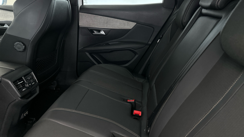 Peugeot 3008 1.2 Puretech Active Premium-plus Blue #22