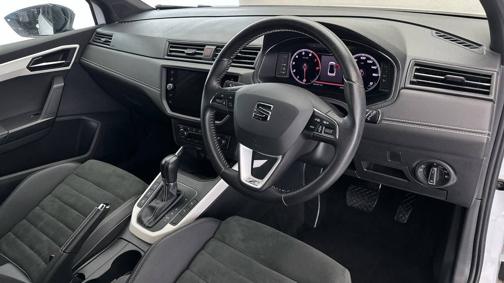 Seat Arona 1.5 Tsi Evo Fr Ez Grey #11
