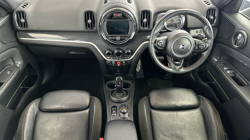 Mini Countryman 1.5 Cooper All4 Green #16