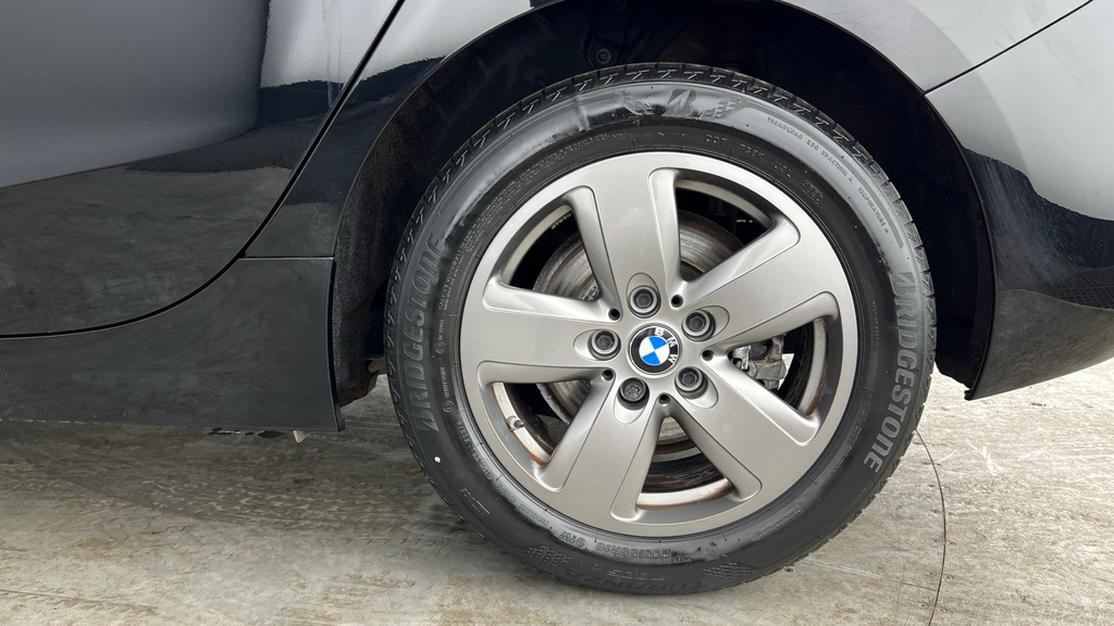 BMW 1 Series 116D Se Lcp Dct White #30