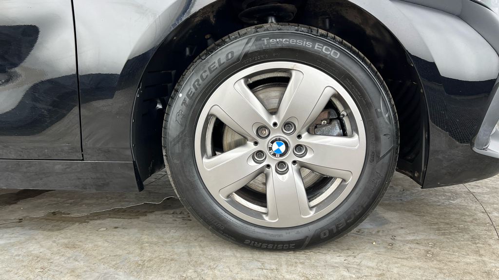 BMW 1 Series 116D Se Lcp Dct White #32