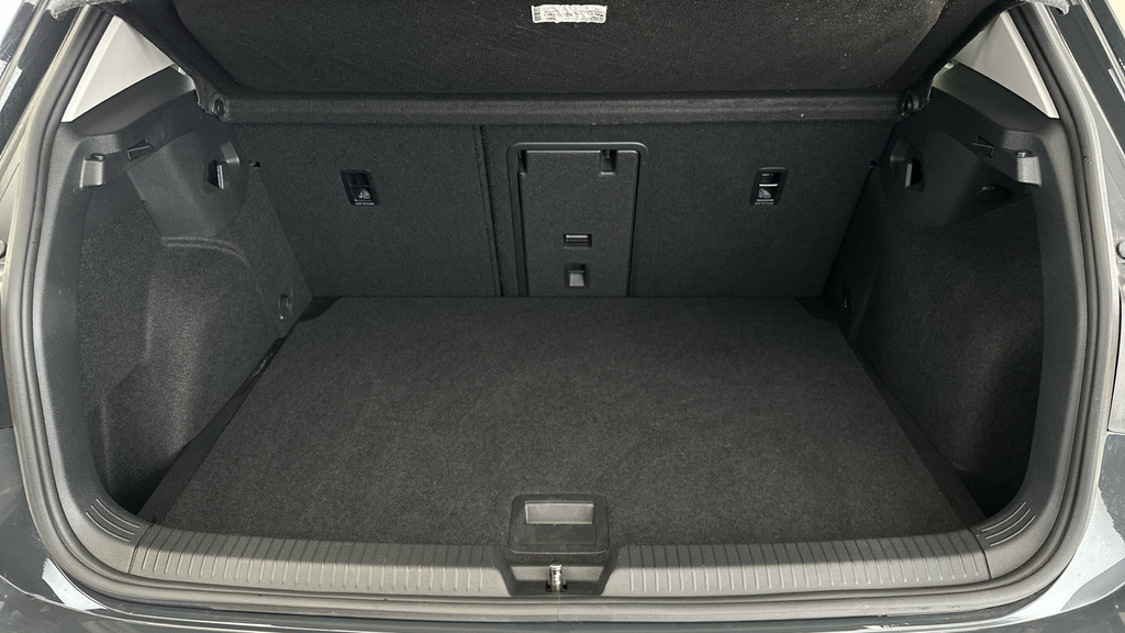 Volkswagen Golf 1.5L Life Blue #21