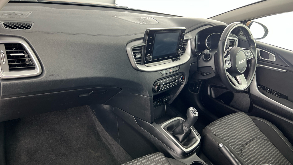 Kia Ceed Ceed Hat 1.5 T-gdi 158 Gt-line Isg Red #10