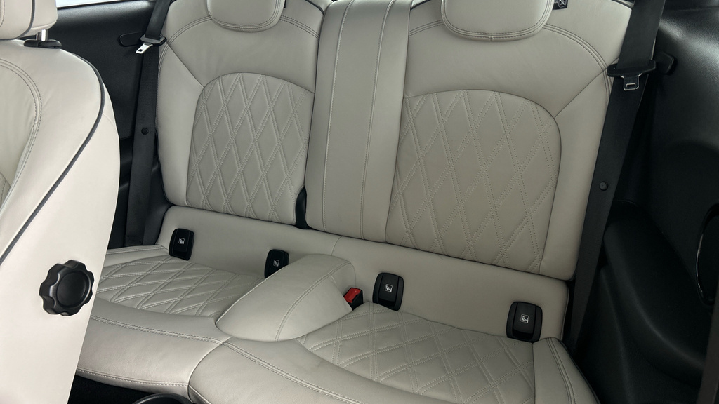 Mini Hatch 1.5 Cooper Sport Hatchback 136 Silver #24