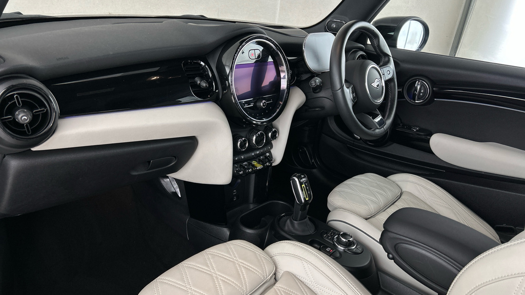 Mini Hatch 1.5 Cooper Sport Hatchback 136 Silver #13