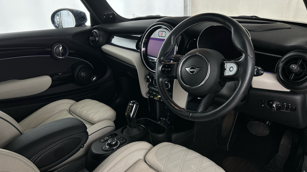Mini Hatch 1.5 Cooper Sport Hatchback 136 Silver #12