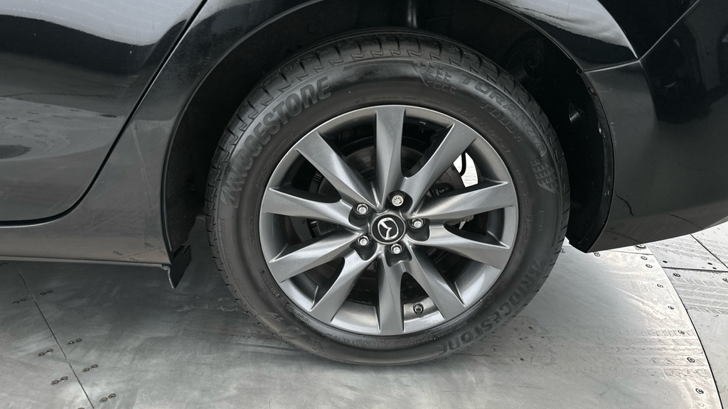 Mazda 6 Mazda 2.0 Sport Nav Estate Silver #22