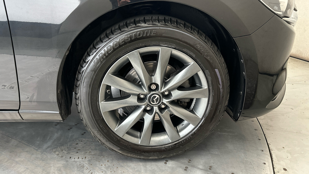 Mazda 6 Mazda 2.0 Sport Nav Estate Silver #24