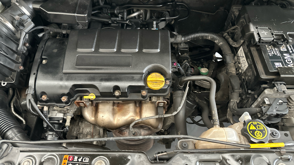 Vauxhall Corsa 1.4I Ecoflex Energy Ac White #19
