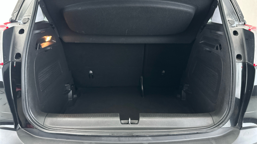 Vauxhall Crossland X  Red #18