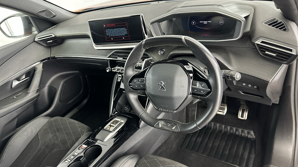 Peugeot 2008 Puretech Ss Gt Red #9