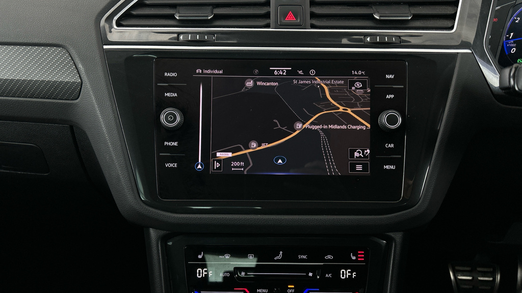 Volkswagen Tiguan Active Grey #15