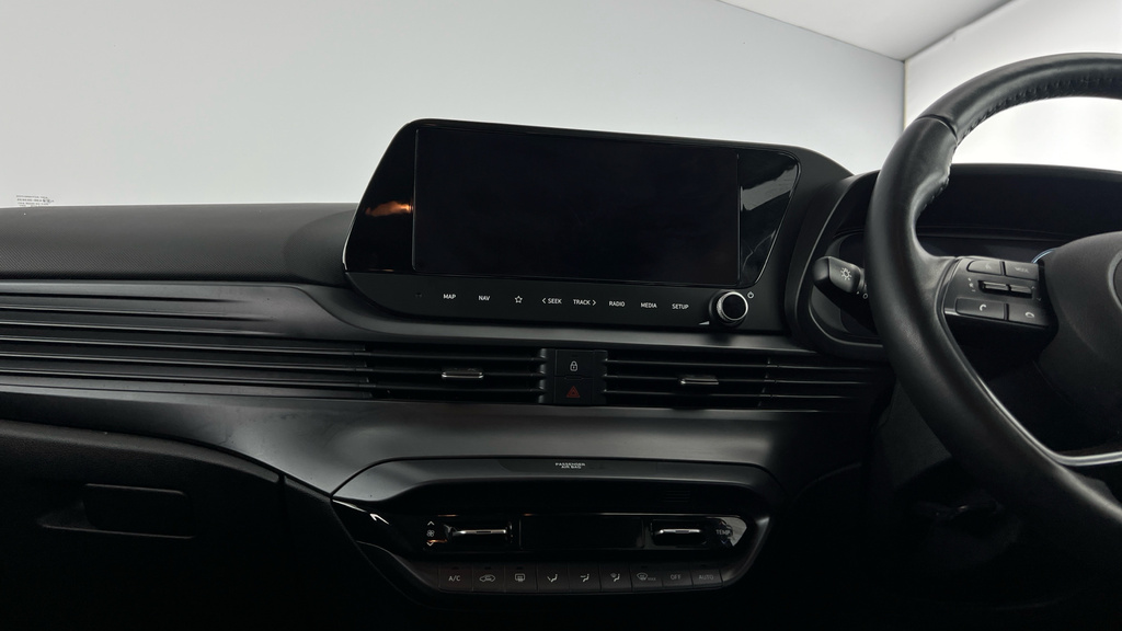 Hyundai Bayon Premium Brown #16