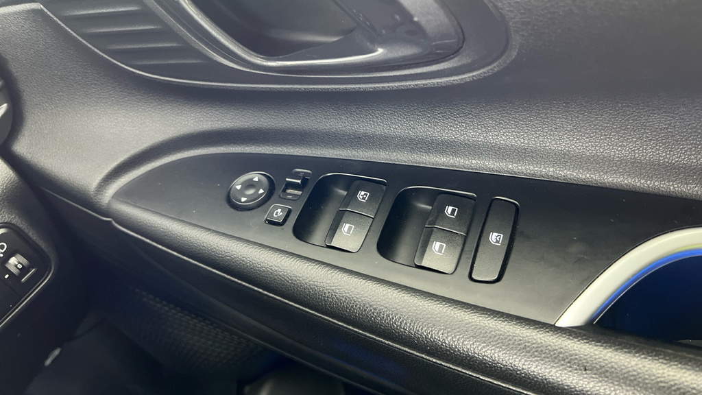 Hyundai Bayon Premium Brown #11