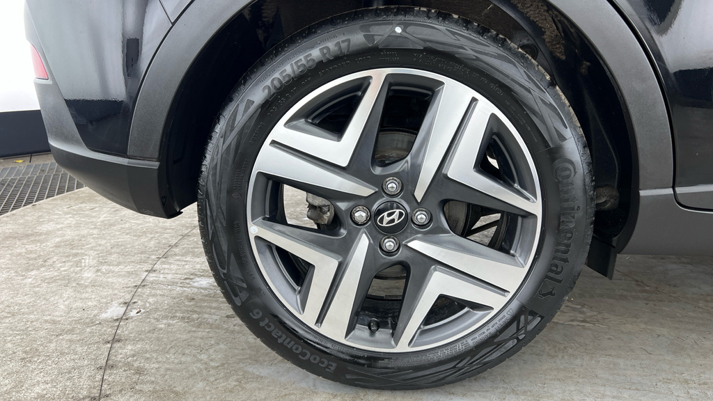 Hyundai Bayon Premium Brown #25