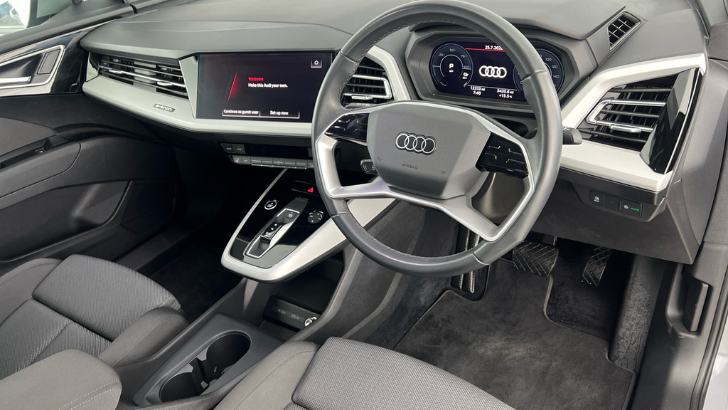 Audi Q4 E Tron 40 S Line Suv 82Kwh 204 Ps Black #9