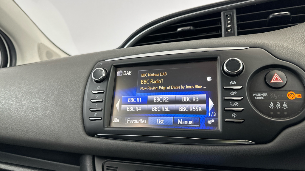 Toyota Yaris Icon Tech Grey #17