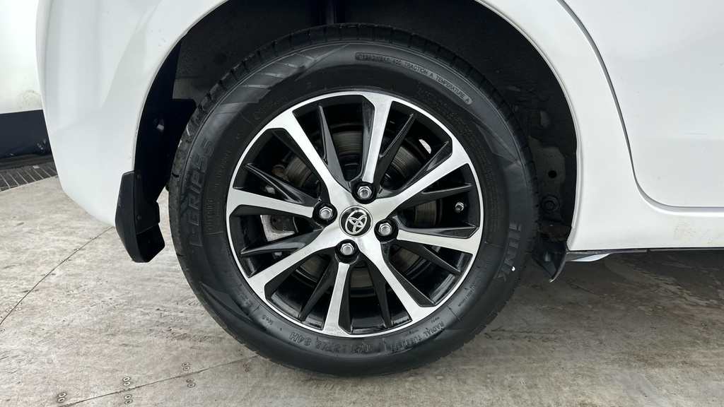Toyota Yaris Icon Tech Grey #24