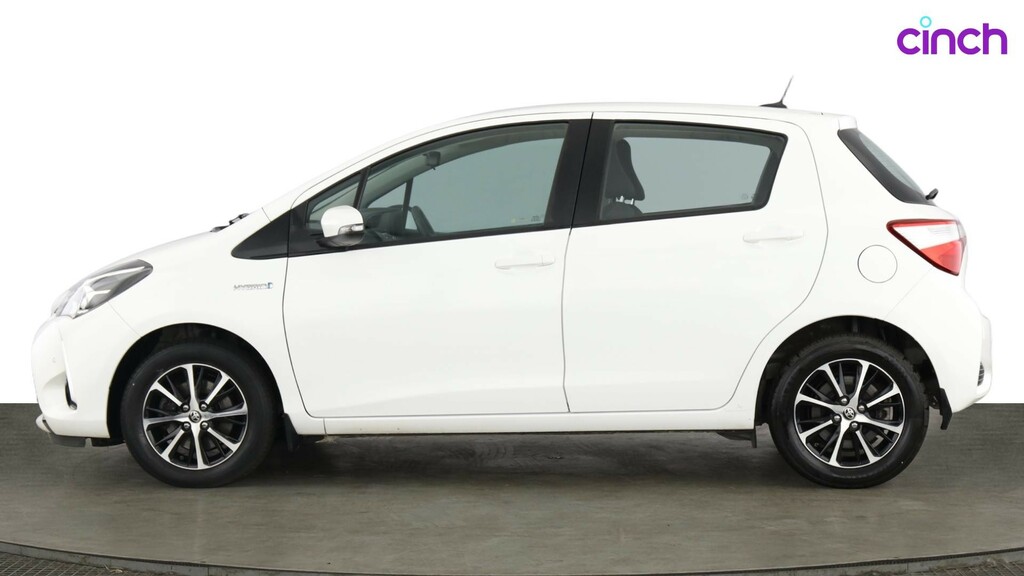 Toyota Yaris Icon Tech Grey #6