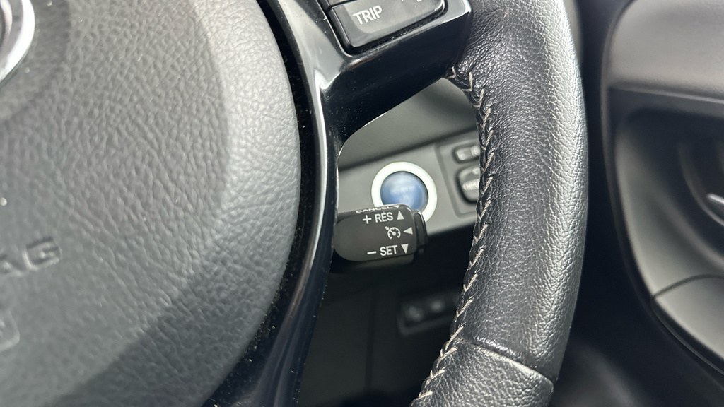 Toyota Yaris Icon Tech Grey #13