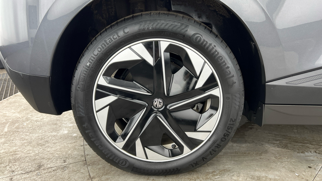 MG MG4 125Kw Se Ev 51Kwh Black #26