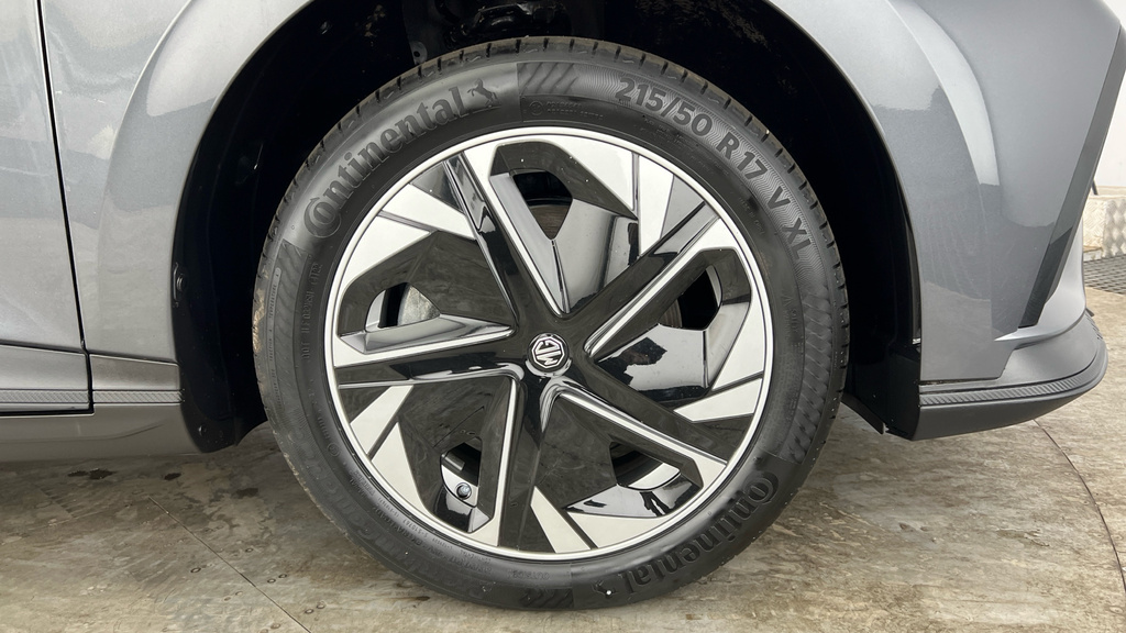 MG MG4 125Kw Se Ev 51Kwh Black #27