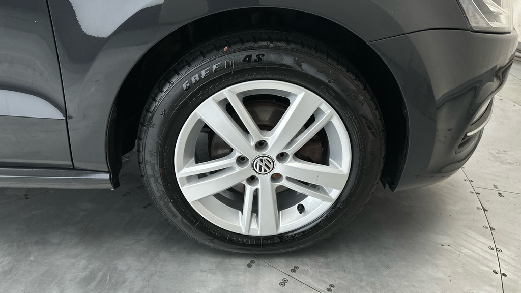 Volkswagen Polo Hatchback Match Grey #25
