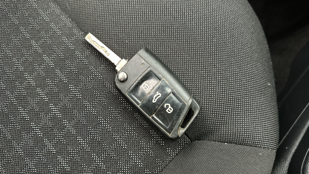 Volkswagen Polo Hatchback Match Grey #17
