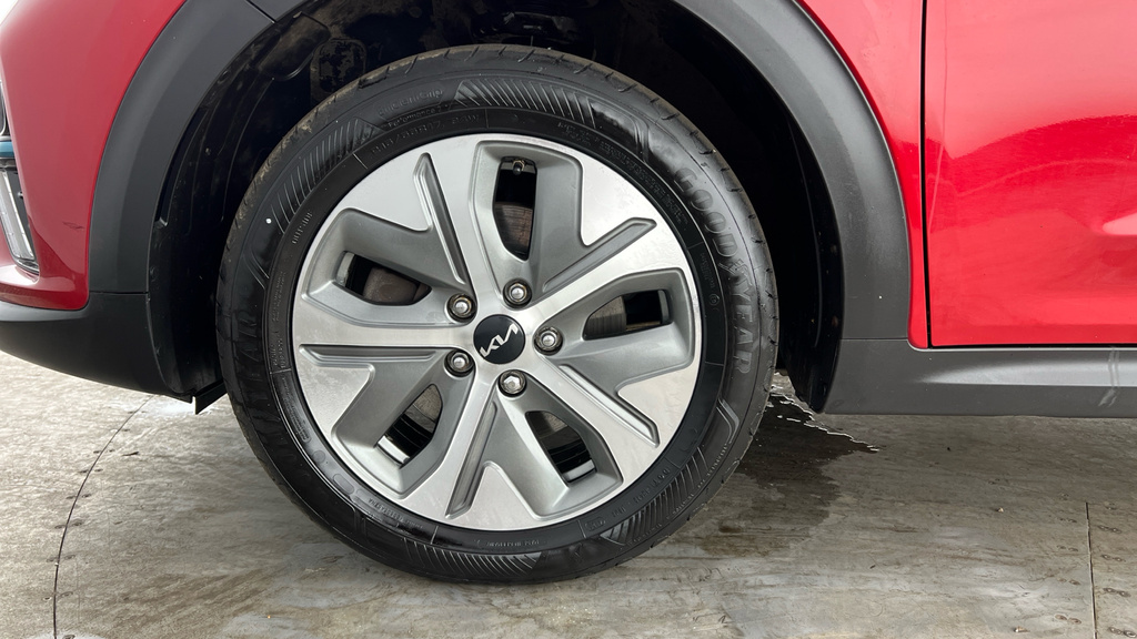Kia e-Niro 64Kwh 2 Suv 201 Bhp Red #27