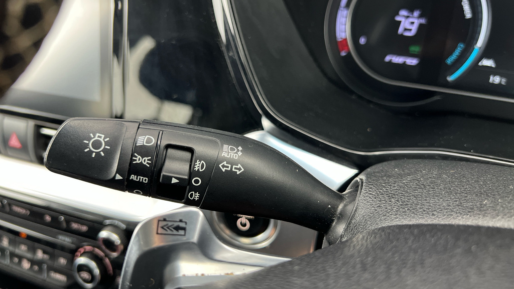Kia e-Niro 64Kwh 2 Suv 201 Bhp Red #11