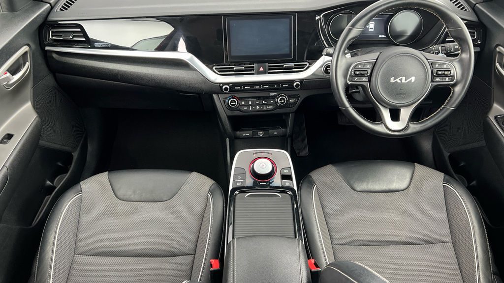 Kia e-Niro 64Kwh 2 Suv 201 Bhp Red #16