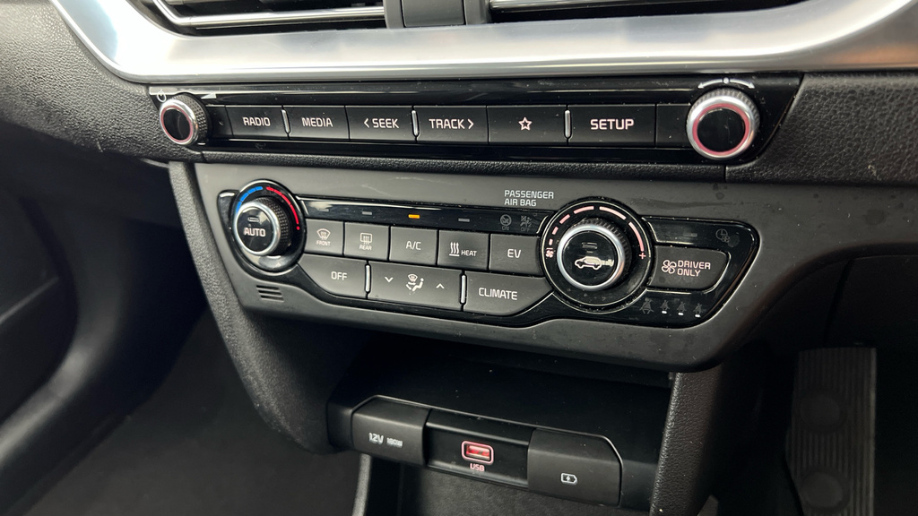 Kia e-Niro 64Kwh 2 Suv 201 Bhp Red #13
