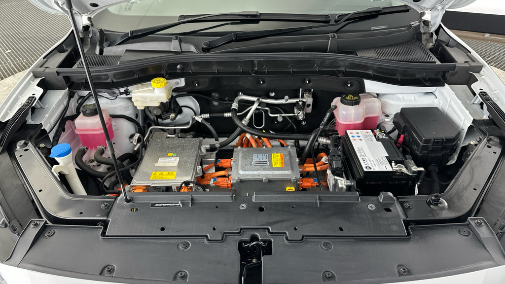 MG ZS 1.5 Hybrid Trophy Grey #27