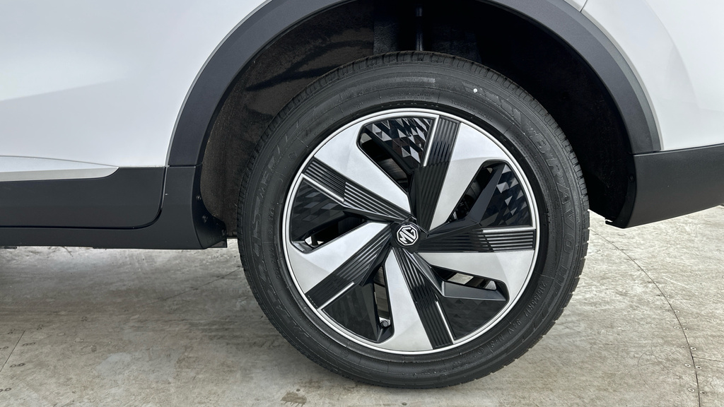 MG ZS 1.5 Hybrid Trophy Grey #29