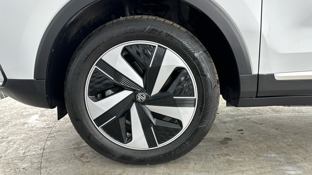 MG ZS 1.5 Hybrid Trophy Grey #28
