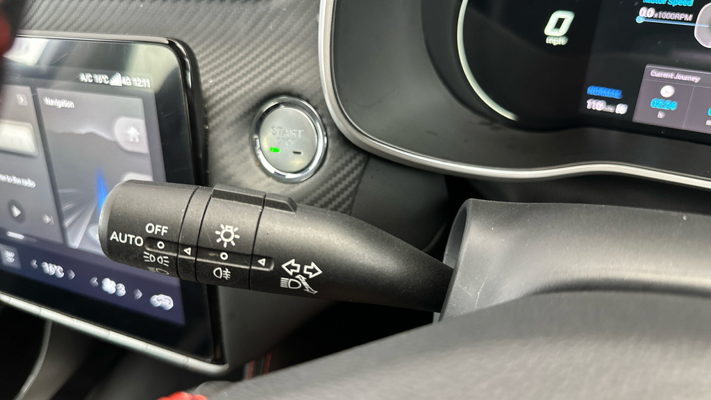 MG ZS 1.5 Hybrid Trophy Grey #12
