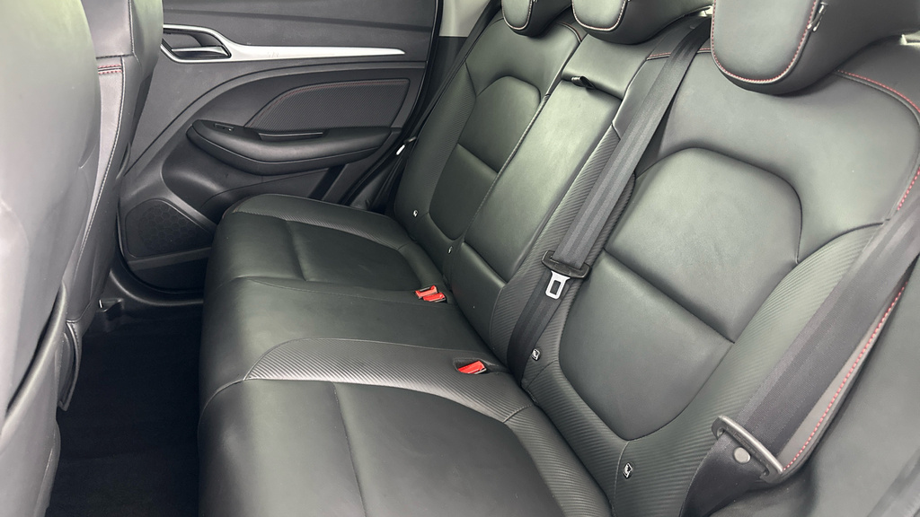 MG ZS 1.5 Hybrid Trophy Grey #25