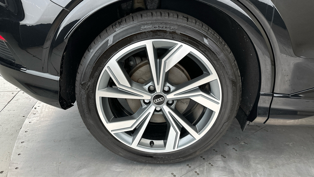 Audi Q4 E Tron 35 S Line Suv 55Kwh 170 Ps Grey #25