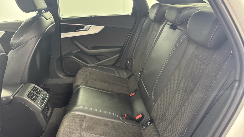 Audi A4 2.0 Avant Tdi Ultra Sport 148 Bhp Black #14