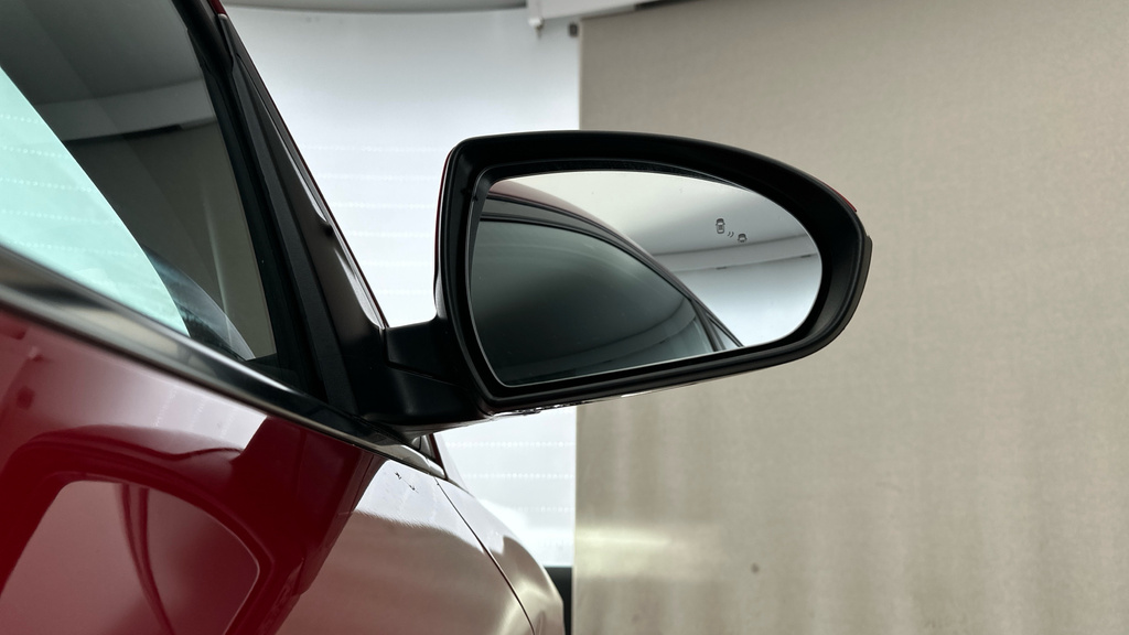 Hyundai Ioniq Hatchback White #15