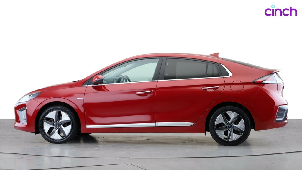 Hyundai Ioniq Hatchback White #8