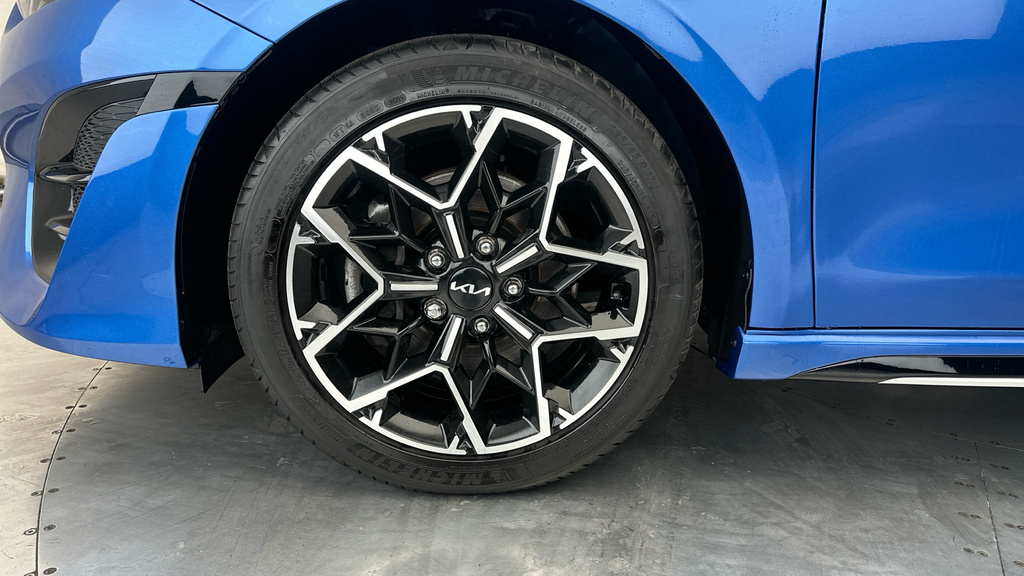 Kia Ceed Hat 1.5 T-gdi 158 Gt-line Isg Blue #22