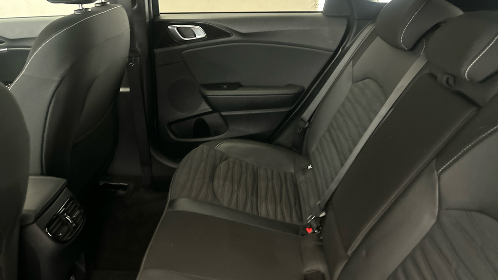 Kia Ceed Hat 1.5 T-gdi 158 Gt-line Isg Blue #20