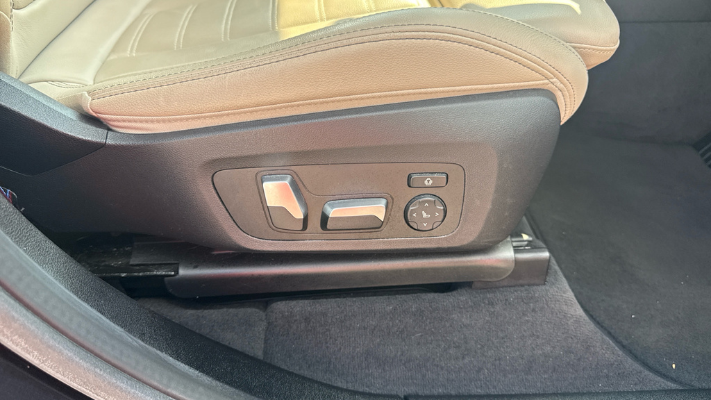 BMW iX3 80Kwh M Sport Pro Black #37