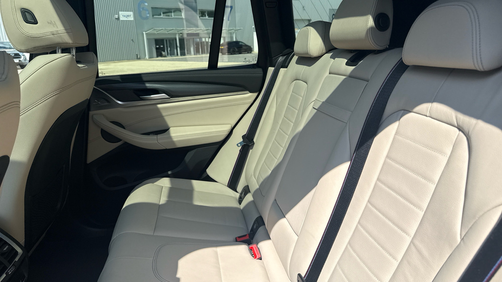 BMW iX3 80Kwh M Sport Pro Black #17