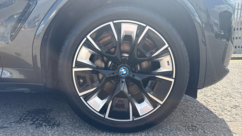BMW iX3 80Kwh M Sport Pro Black #19
