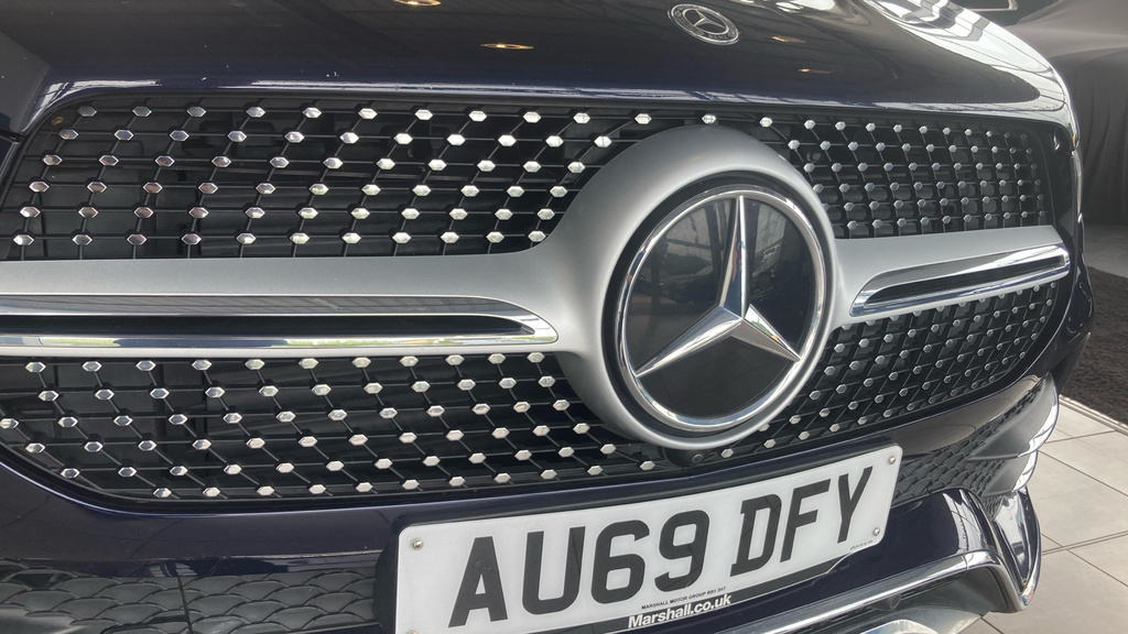 Mercedes-Benz GLE Class Amg Line Silver #33