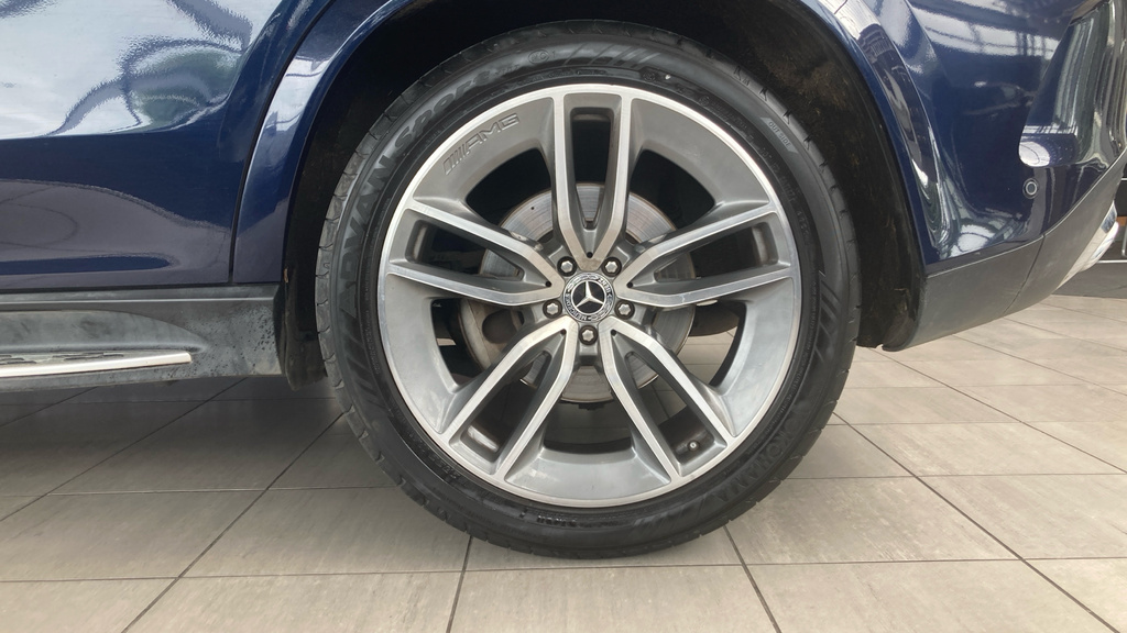 Mercedes-Benz GLE Class Amg Line Silver #18