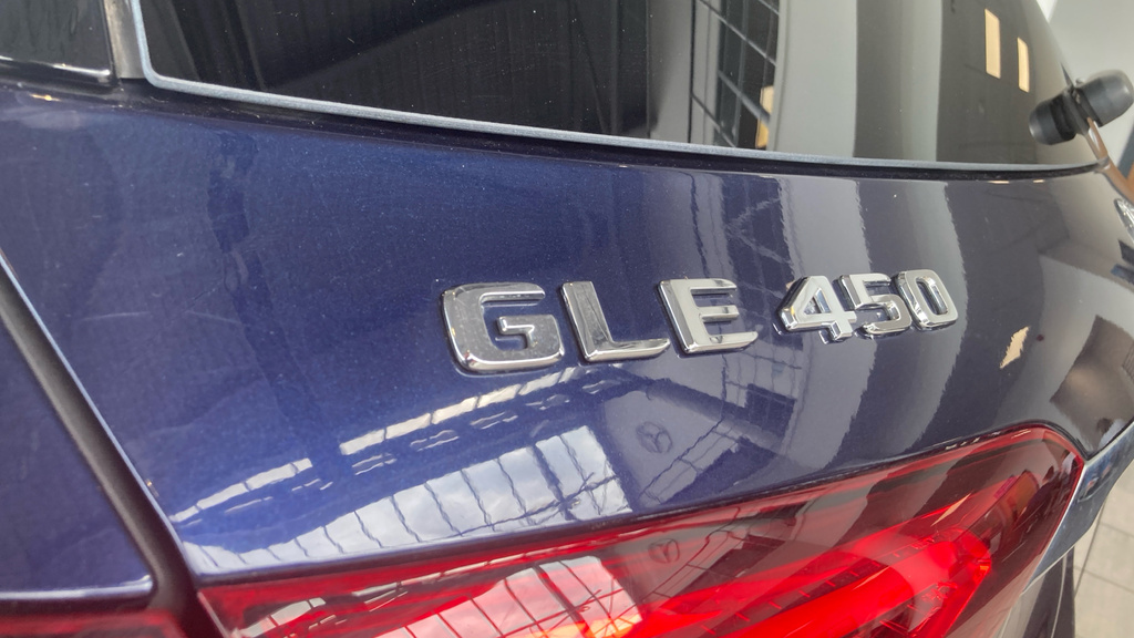 Mercedes-Benz GLE Class Amg Line Silver #26