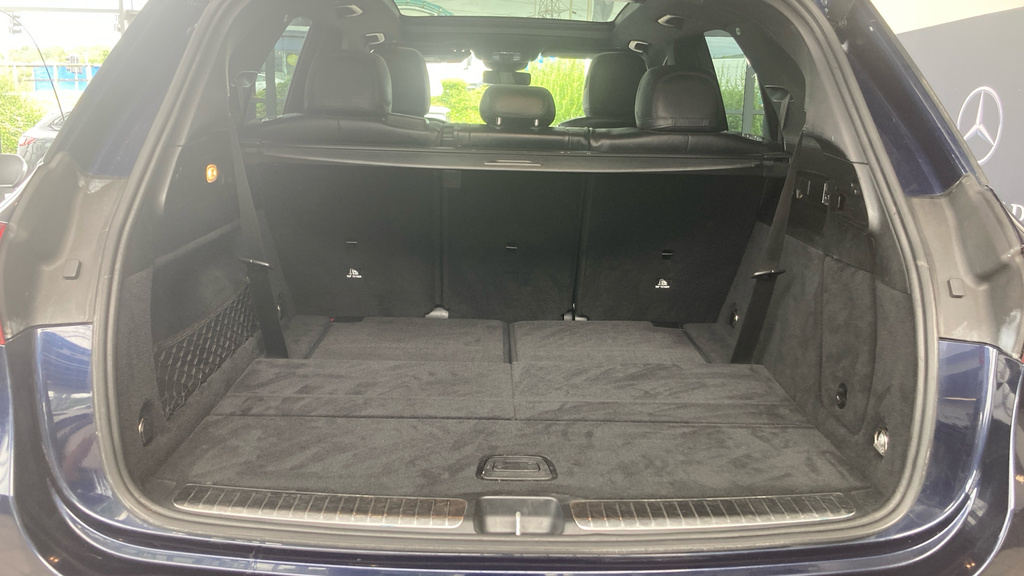 Mercedes-Benz GLE Class Amg Line Silver #15